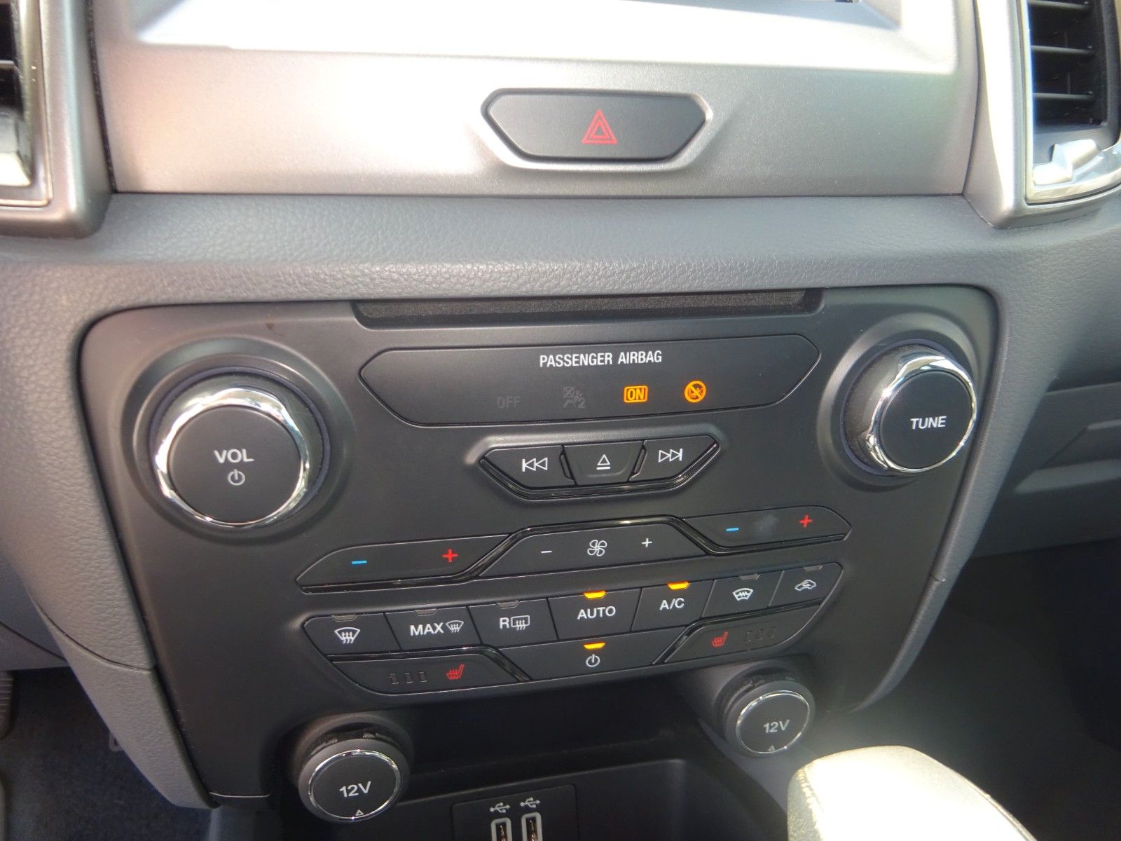 Ford Ranger Extra 160PS Autm. Limited 4x4 AHK Rollo foto 16