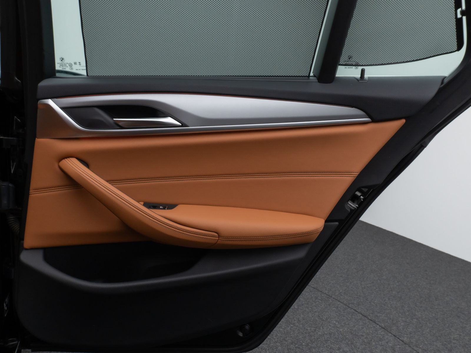 Fahrzeugabbildung BMW 540i xD Laser HUD DAB HiFi AHK Komfort Alarm