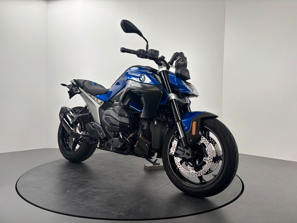 Fahrzeugabbildung BMW R 1300 R *NEUWERTIG *VIEL AUSSTATTUNG