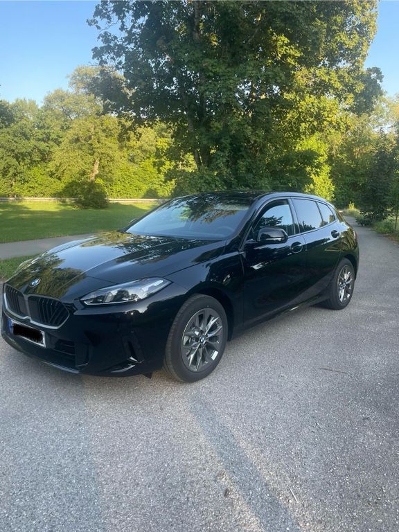 Image of BMW 120