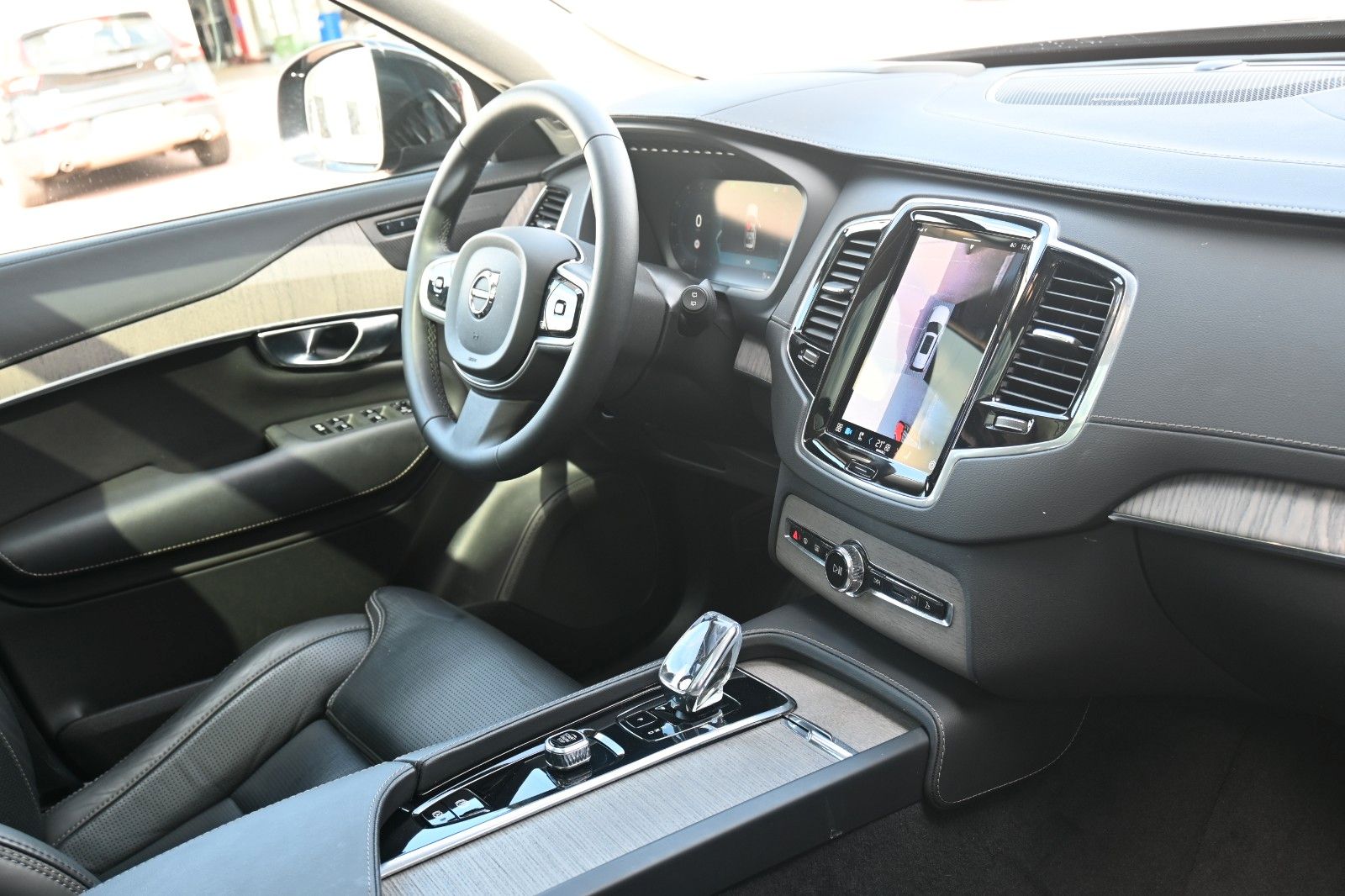 Fahrzeugabbildung Volvo XC90 Ultimate Dark B5*AHK*LUFT*360*STHZ*PANO