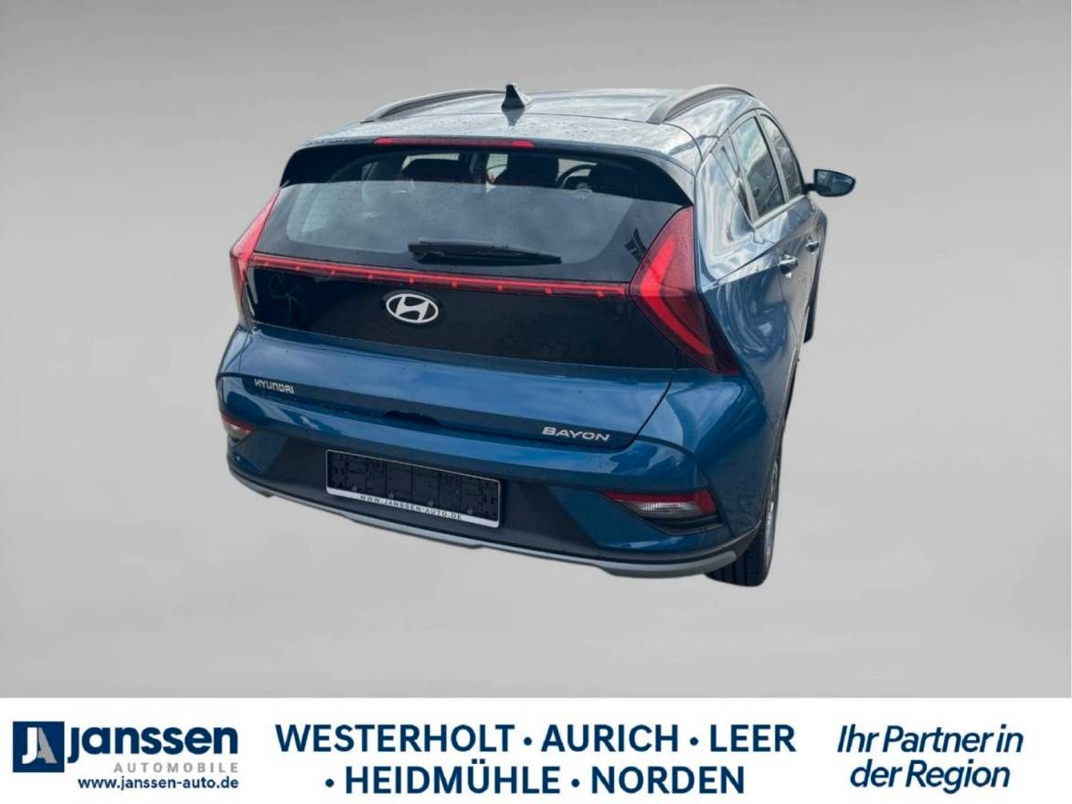 Fahrzeugabbildung Hyundai BAYON Trend Navi Digitales Cockpit PDC LED Schei