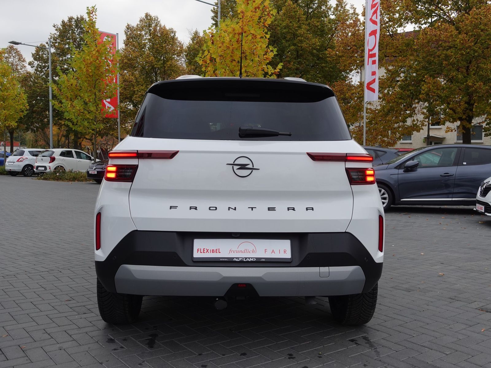 Opel Frontera 1.2 DI Turbo Ultimate Hybrid Aut. LED A imagem 3