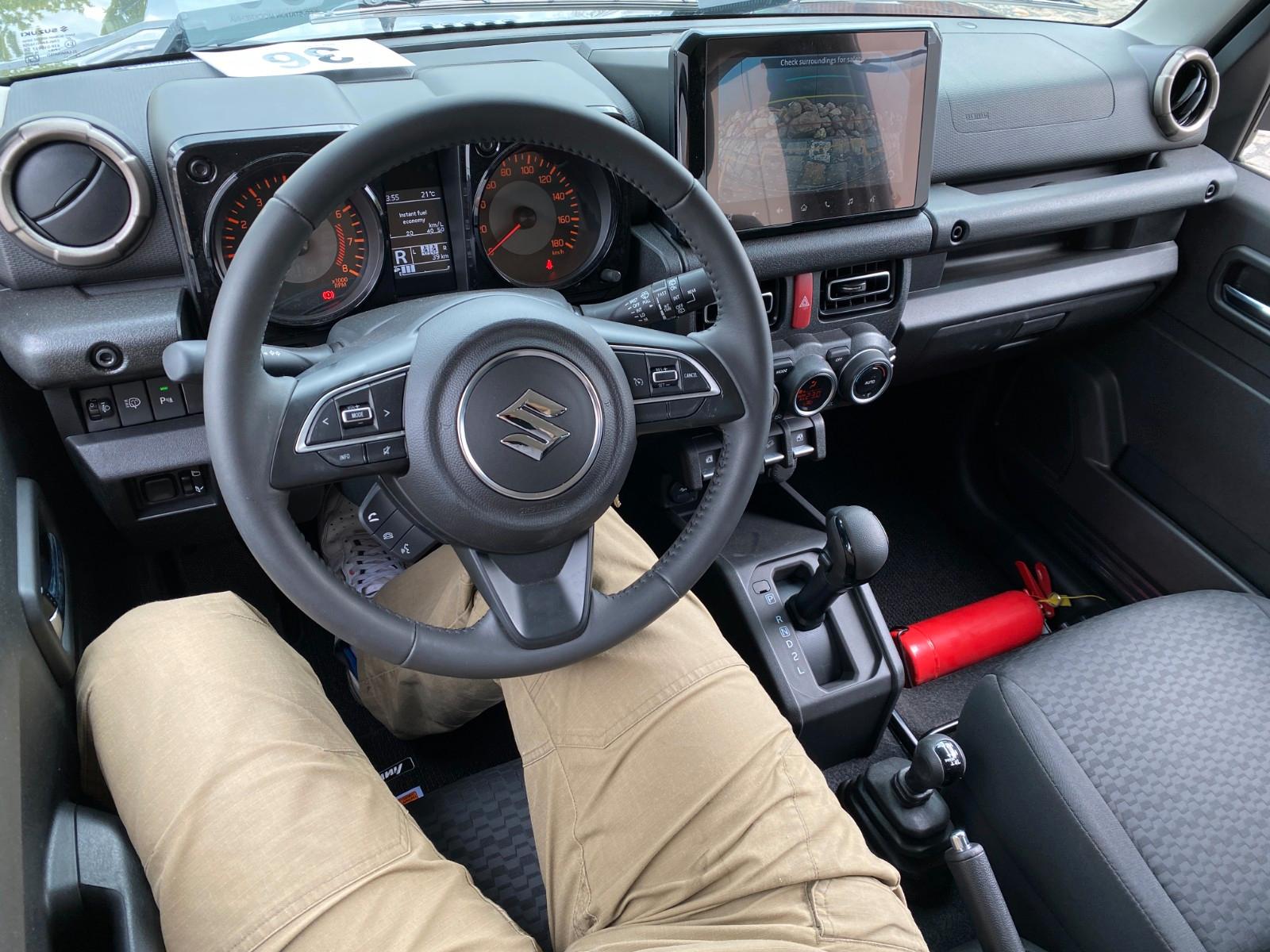Suzuki JIMNY AUTM. GLX PKW 5 TÜRER 4 SITZE 4x4 ALLGRIP