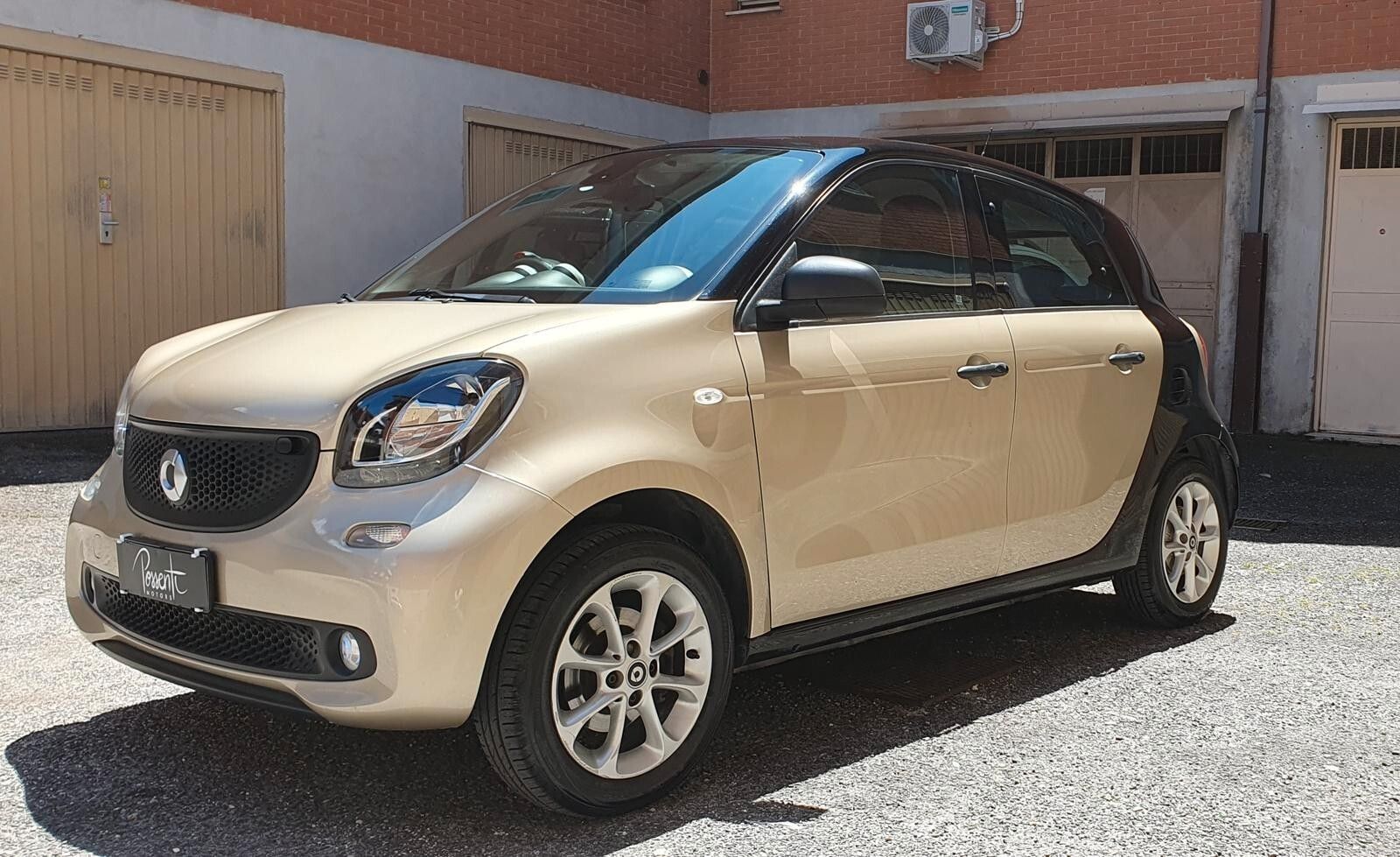 SMART ForFour