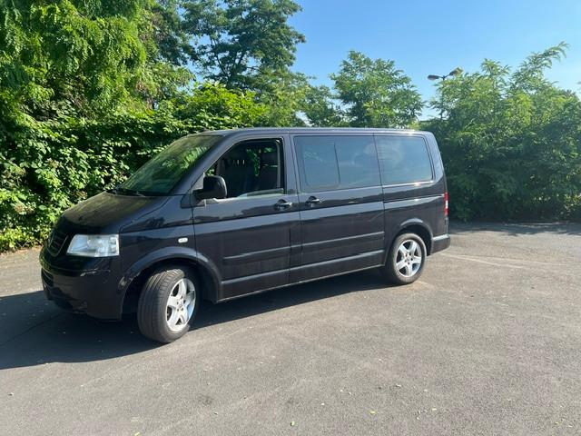 Volkswagen T5 Transporter Bus Multivan Highline
