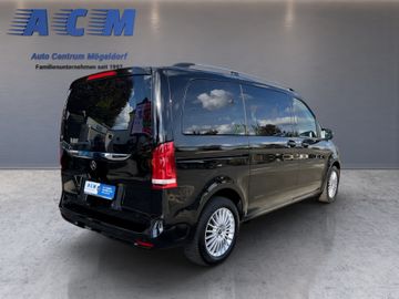Mercedes V 220 - 10