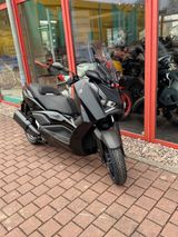 Yamaha XMAX 300 Tech MAX 2024 Tech Black / Dark Magma - YAMAHA ROLLER X MAX