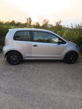 Skoda Citigo 1.0 MPI - Skoda Citigo mit Benzin-Antrieb: Silber, Kleinwagen, 1.0