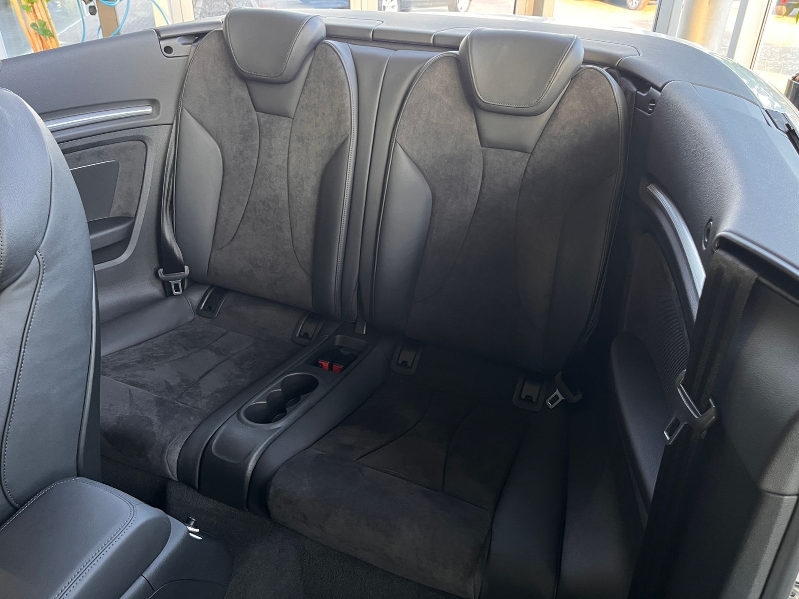 Fahrzeugabbildung Audi A3 Cabriolet 35 TFSI S-Line LED NAVI SHZ