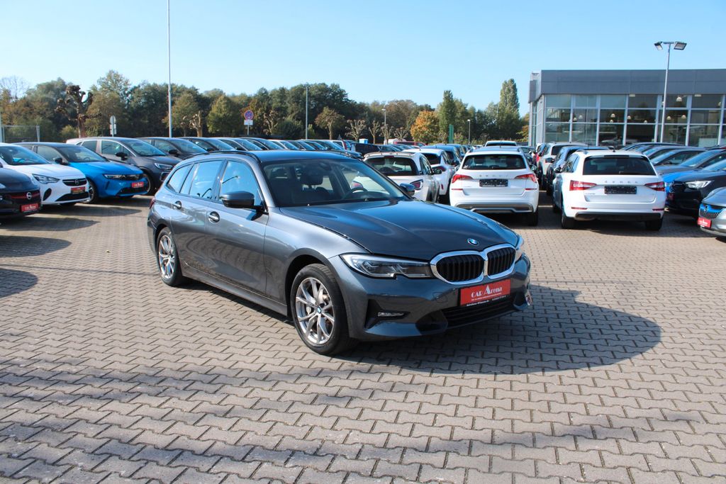 Image of BMW 330