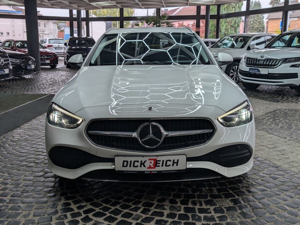 MERCEDES-BENZ C-Class 2024