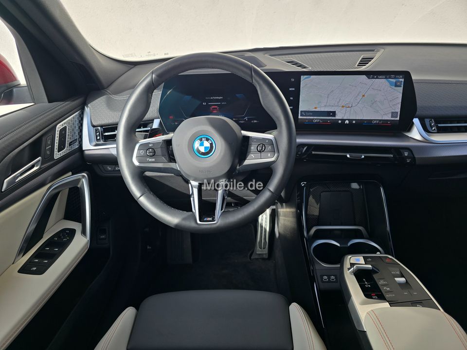 BMW iX2 - Bild 30