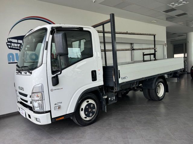 ISUZU ANDERE