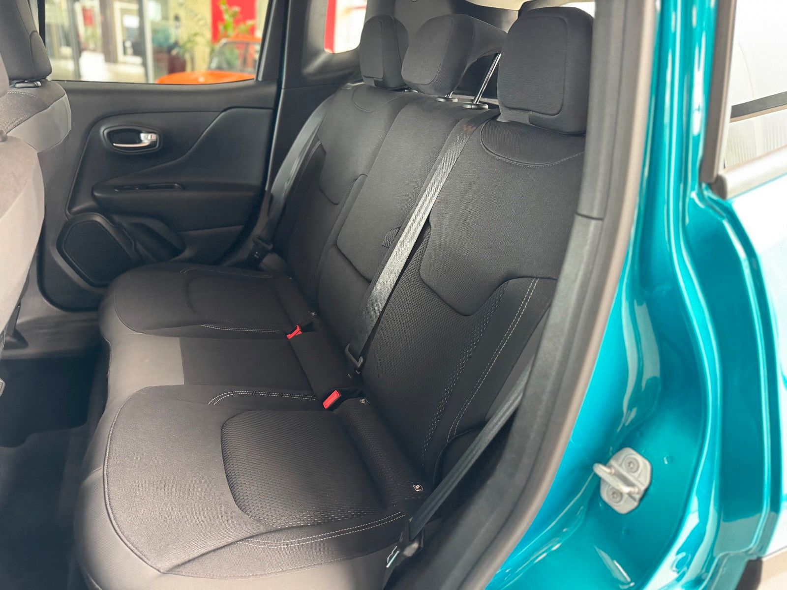 Fahrzeugabbildung Jeep Renegade 1.3 T-GDI Limited 4WD  "AHK  Navi  DAB"
