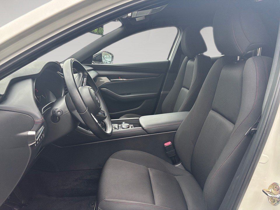 Fahrzeugabbildung Mazda 3 X 2.0i 186PS A/T HOMURA PRE-P