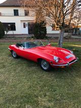 Jaguar Oldtimer Jaguar E Cabrio - Jaguar E-Type aus 1970