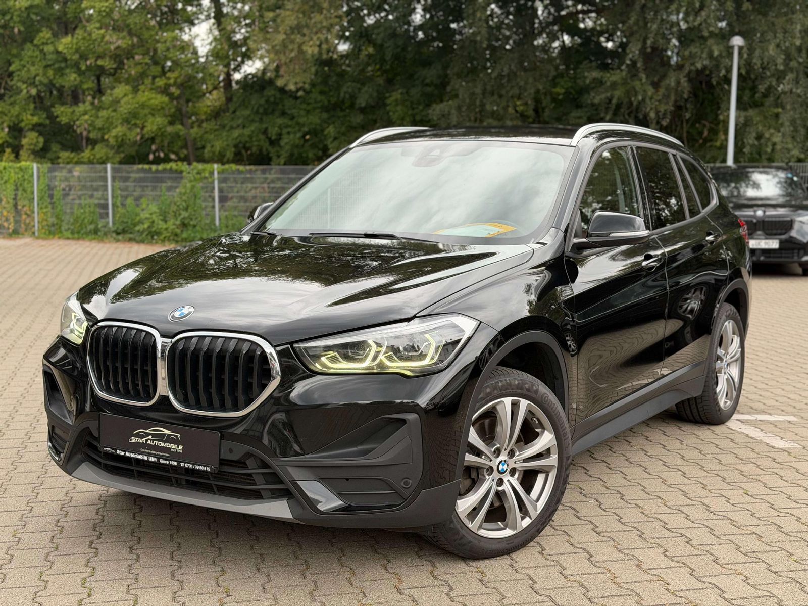 BMW X1 xDrive*25d*LED*Kamera*8-Fach*CarPlay*AHK*uvm