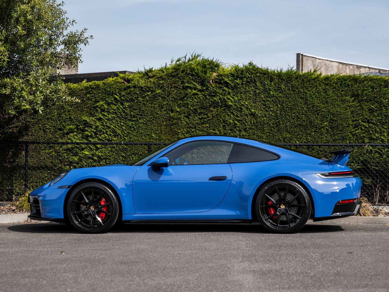 Porsche 992 .2 COUPE AEROKIT/SPORTUITL/21 /PANO/HDMATRIX imagem 3