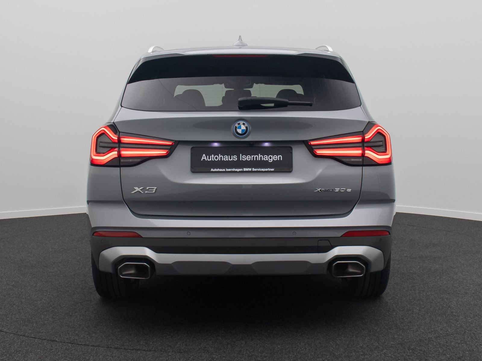 Fahrzeugabbildung BMW X3 xD30e Alarm DAB HiFi Kamera Sportsitz Panoram