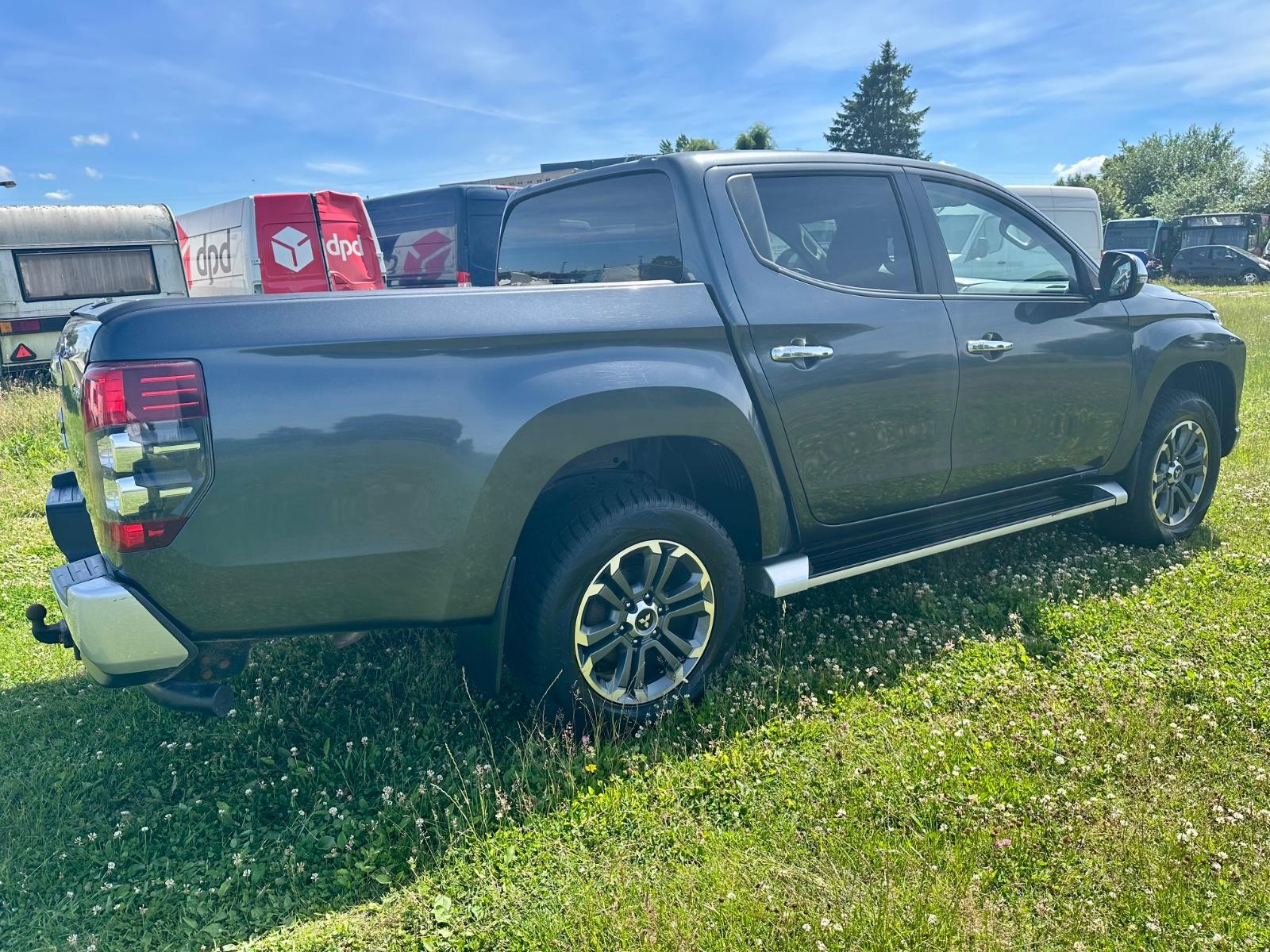 Mitsubishi L200 Plus Doppelkabine 4WD