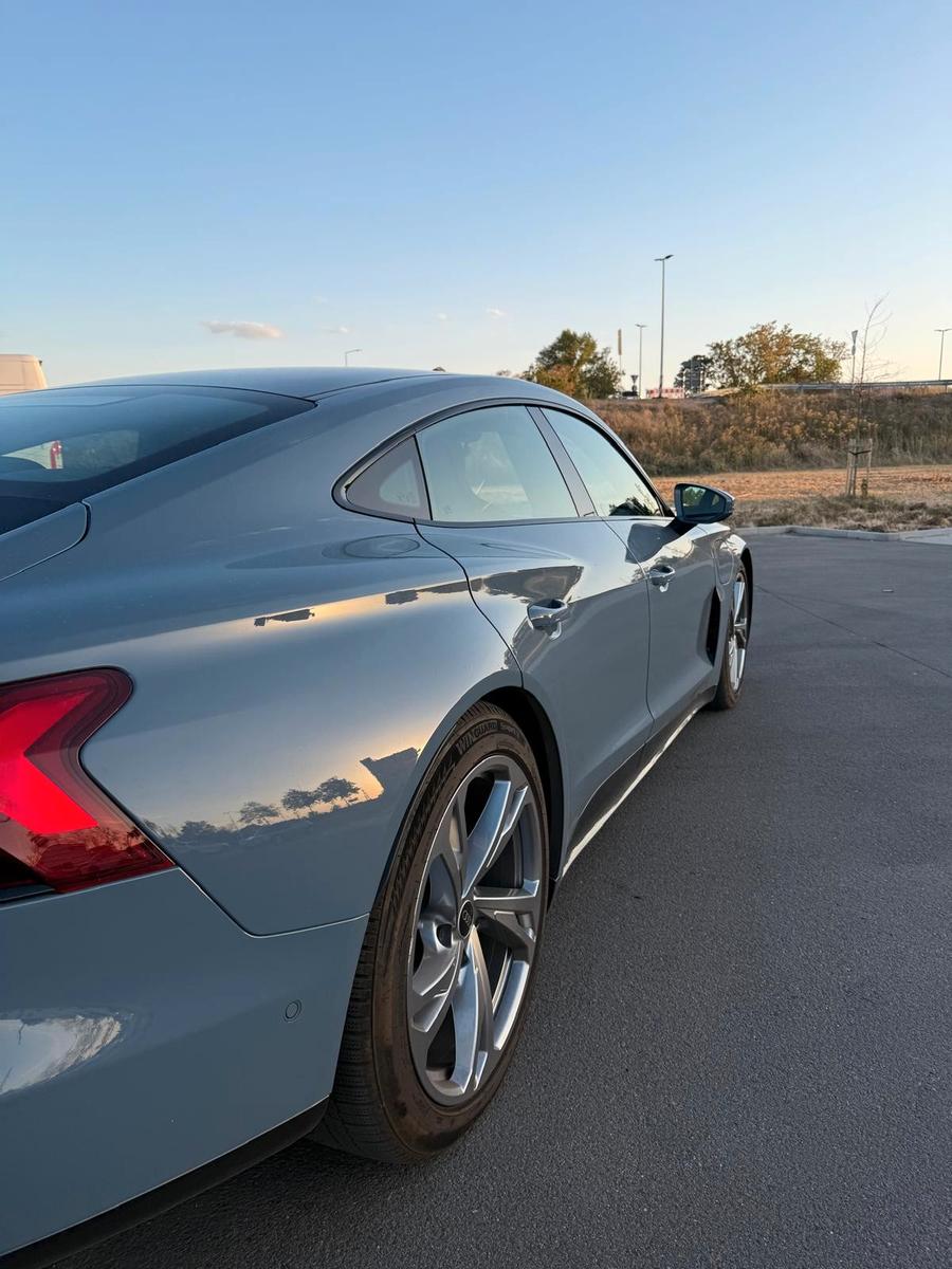 Audi e-tron GT