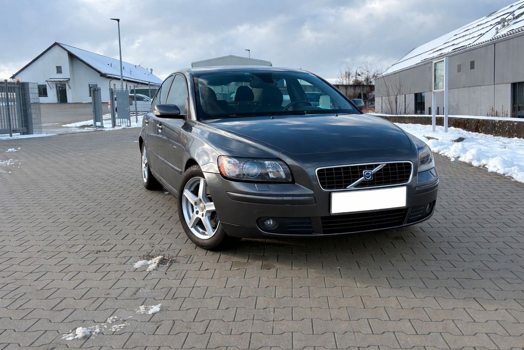 Volvo S40