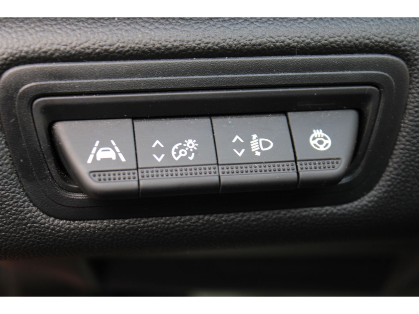 Fahrzeugabbildung Renault Captur II Intens LED GRA PDC RFK Navi StHzg WiPa
