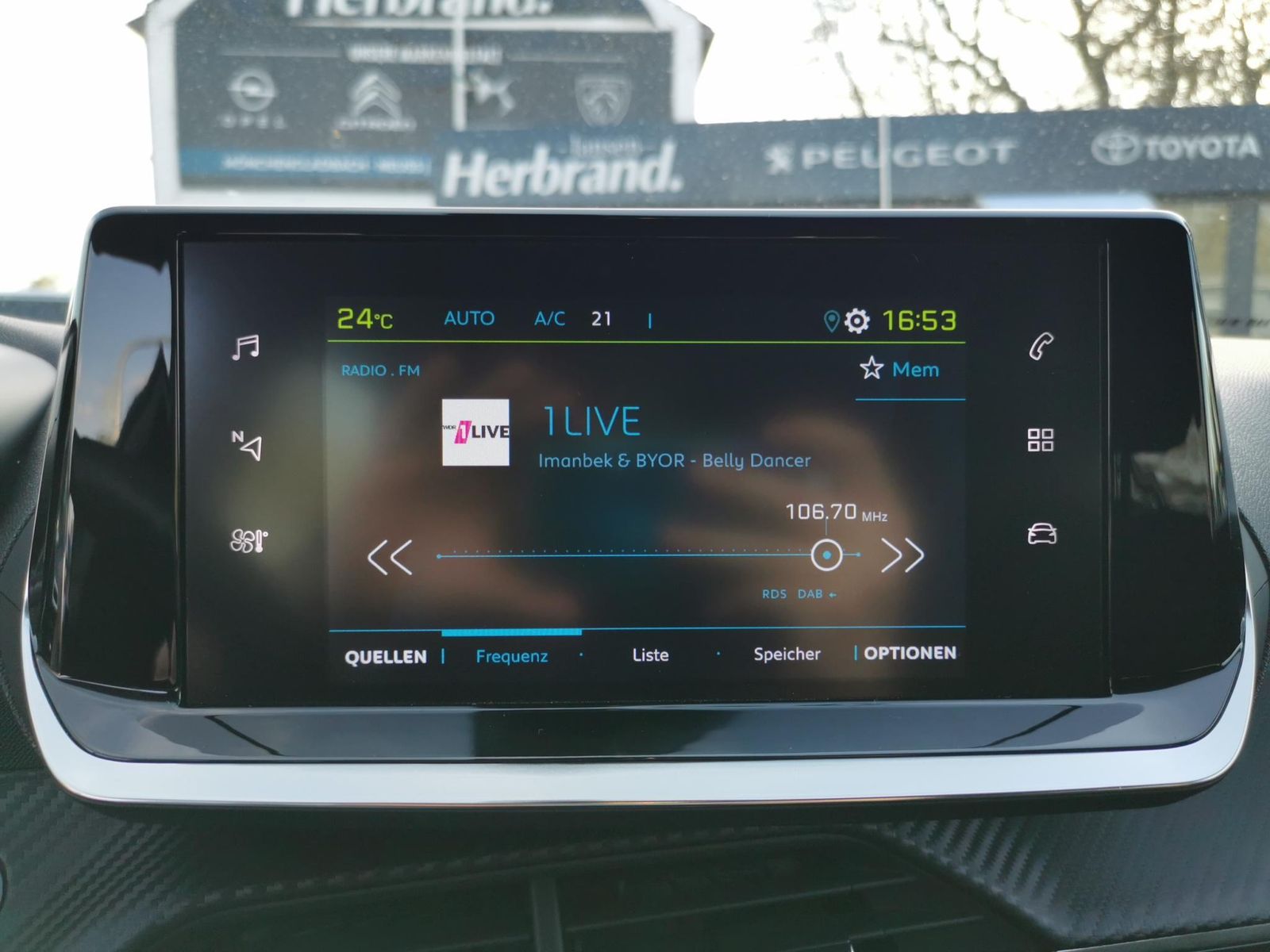 Fahrzeugabbildung Peugeot 2008 Active Pack+USB+PDC+KLIMA+DAB+TEMPOMAT+