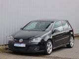 Volkswagen Golf V Lim. GTI-Klimautomatik-SD-Navi-PDC-SH-Alu - aus 2005 mit Benzin-Antrieb: Kleinwagen