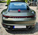 Porsche 992 Carrera S Coupe, aventuringrün, neuwertig - Porsche 992: Grün