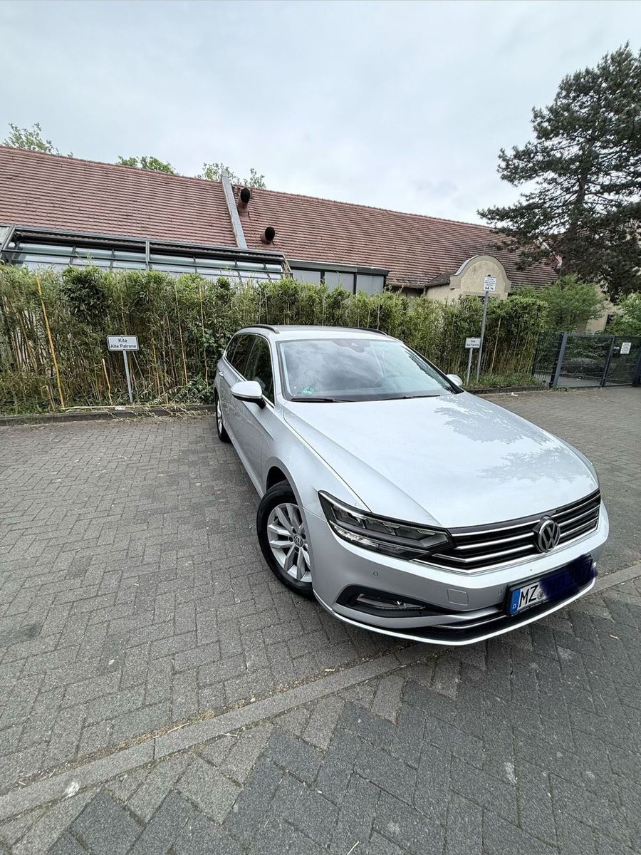 VW Volkswagen Passat Variant 2.0 TDI