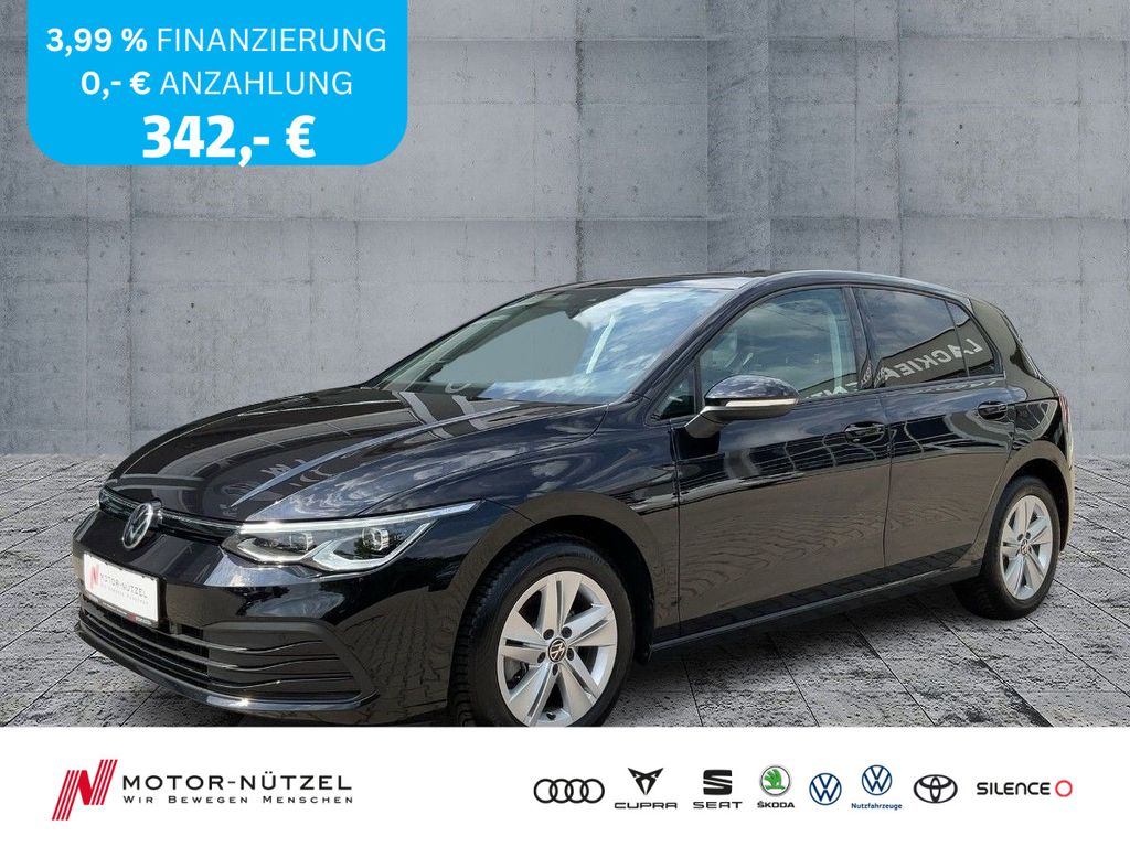 Volkswagen Golf VIII 1.5 TSI LIFE MATRIX+NAVI+PANO+ACC+DAB