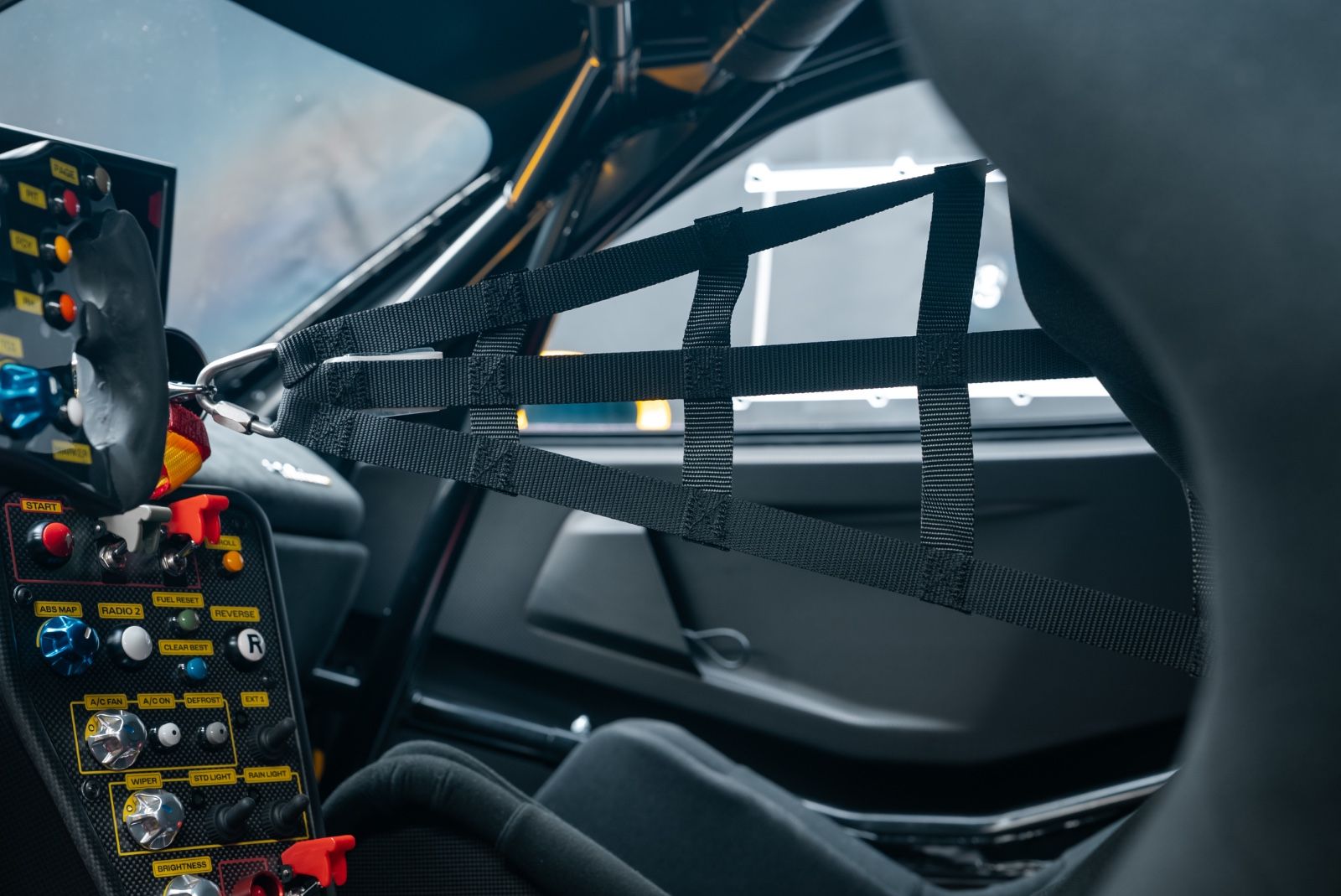 Fahrzeugabbildung Ferrari 296 Challenge TOP/PASSENGER SEAT/SILENCERS
