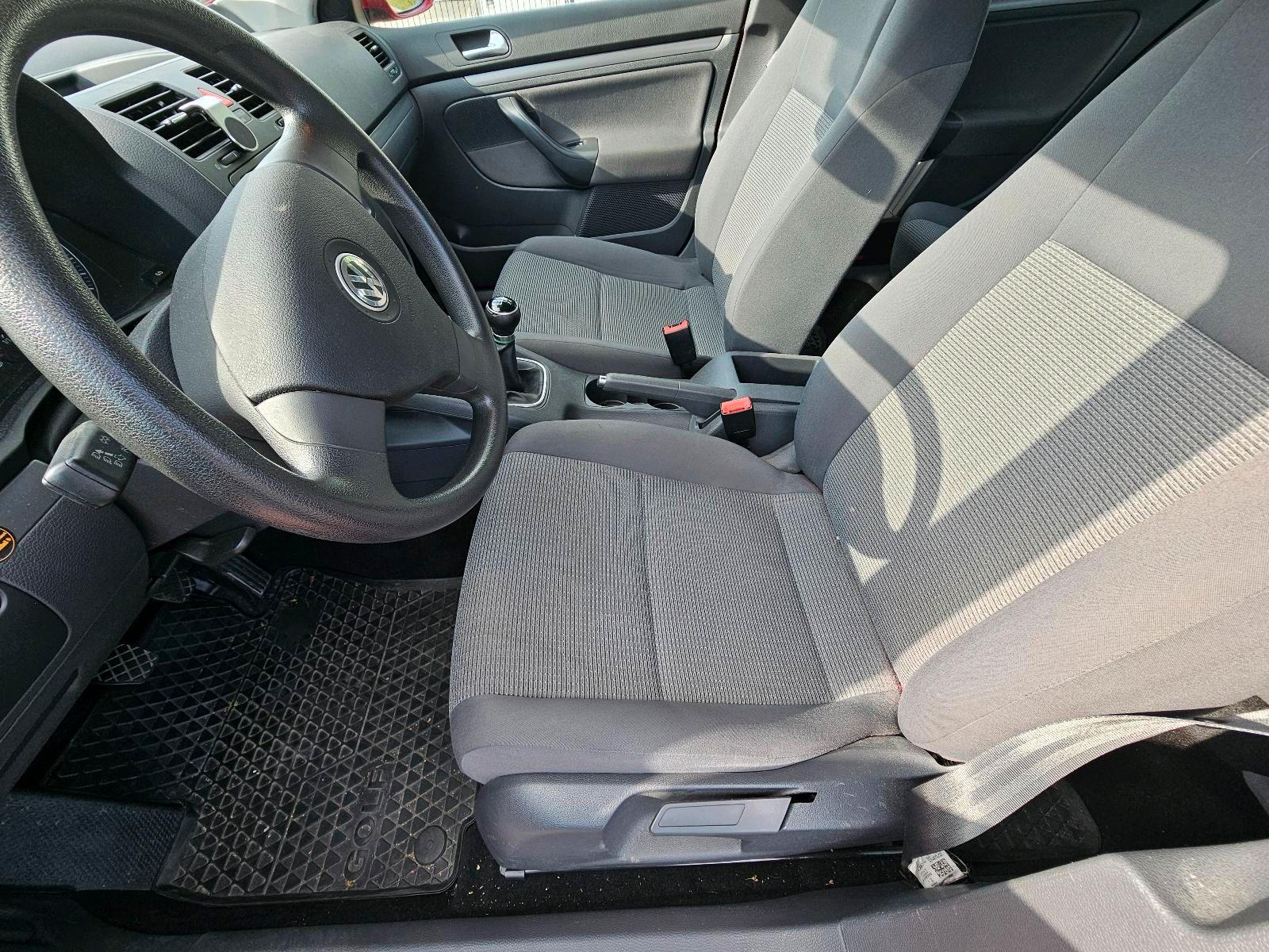 Volkswagen Golf 2009 — photo 11