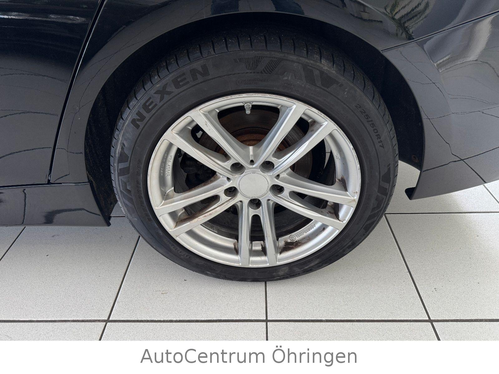 BMW 318 2015 — photo 16