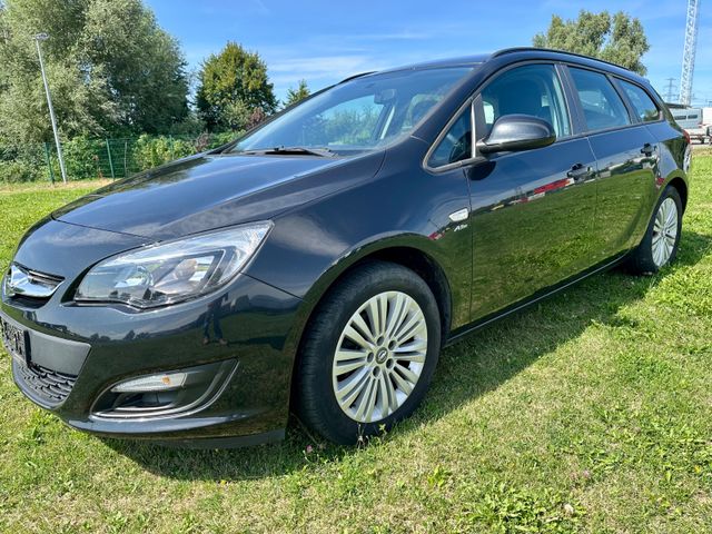 Opel Astra J Sports Tourer Active — Bild 1