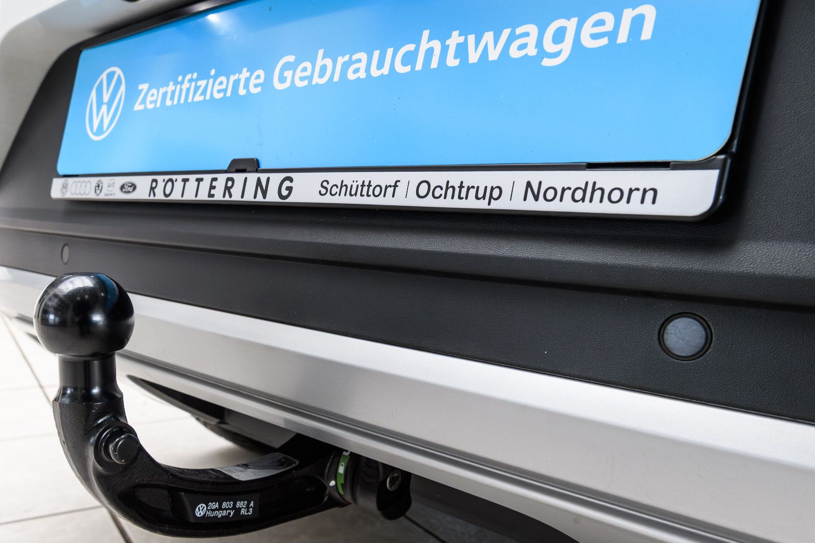 Fahrzeugabbildung Volkswagen T-Roc Style 1.5 TSI DSG LED+AHK+NAVI+ACC+APP+SHZ