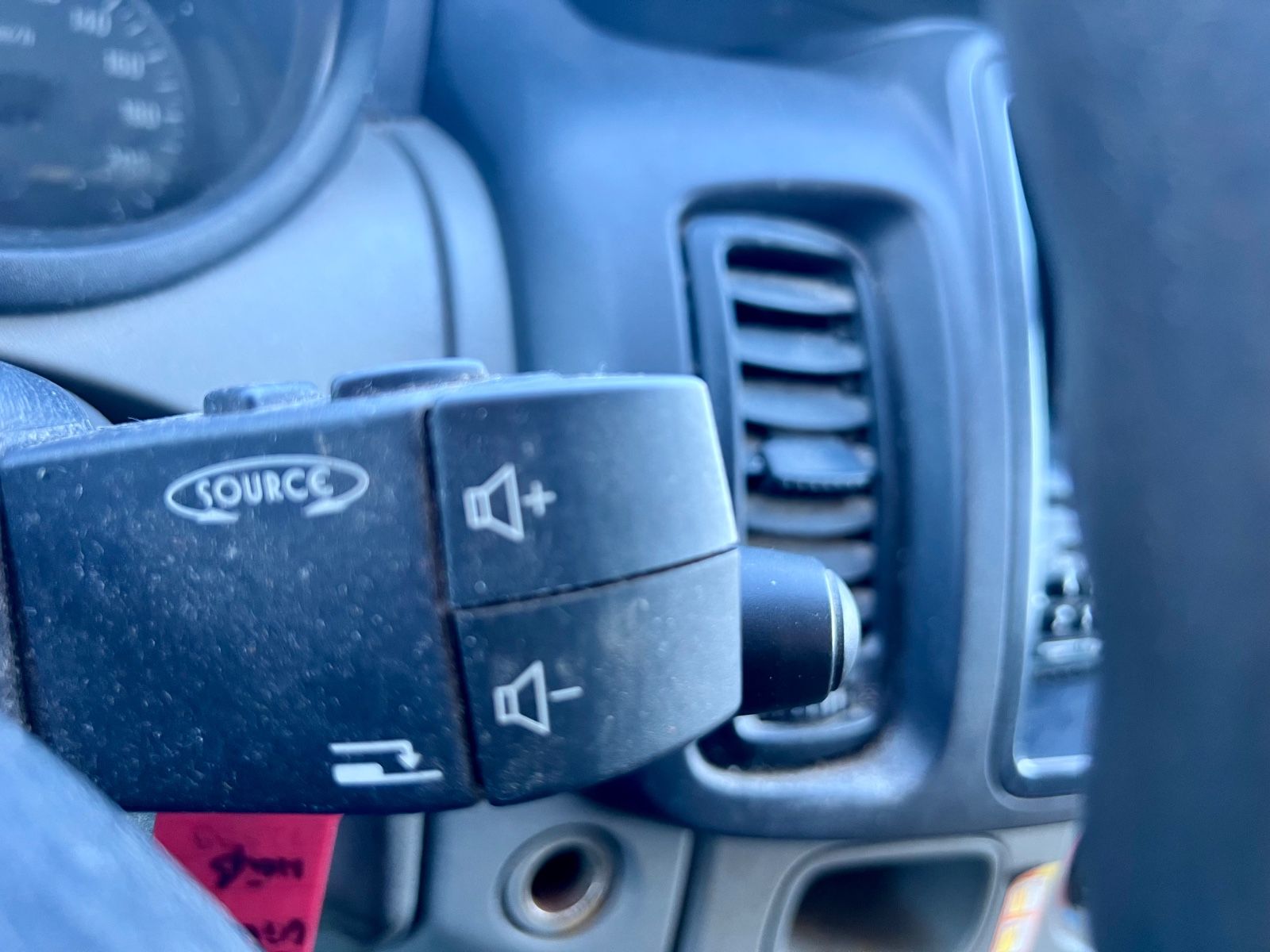OPEL Vivaro 2.0 L2H1 ALLWETTER RADIO