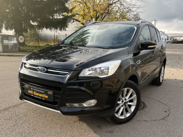 Ford Kuga Titanium*ALLRAD*NAVI*LEDER*AHK*1.HAND