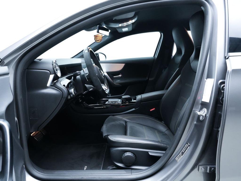 Mercedes-Benz A 45 AMG