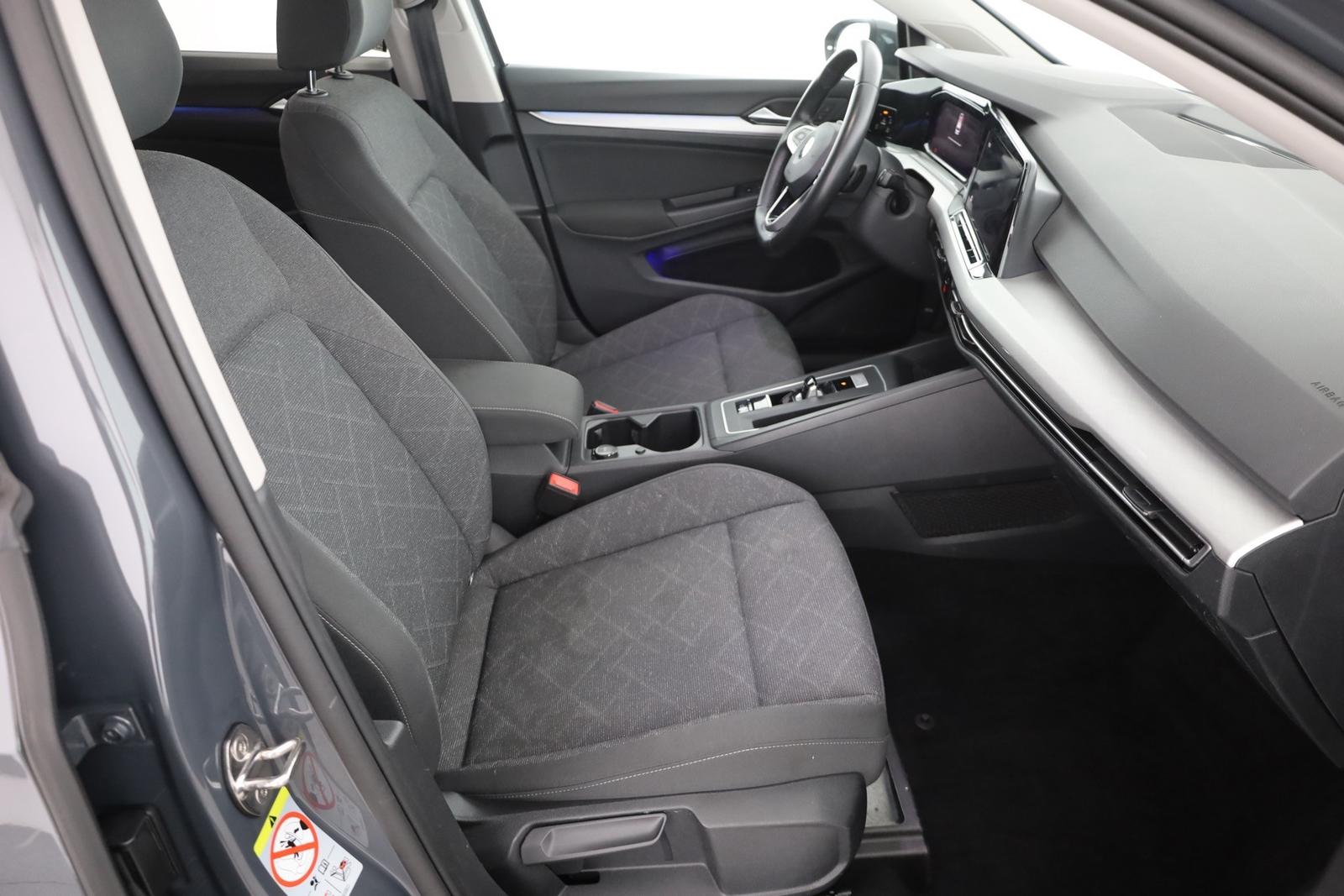 Volkswagen Golf VIII Variant 1.5 eTSI DSG LED Navi Tempomat, миниатюра 24