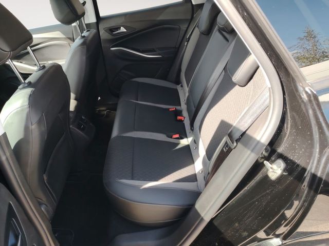 Grandland Plug-in-Hybrid 1.6 DI Automatik