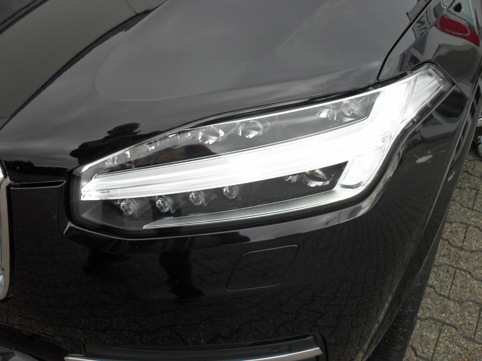 Fahrzeugabbildung Volvo XC90 T8  Inscription Expression