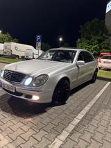 Mercedes-Benz E 280 4MATIC ELEGANCE Elegance - Mercedes-Benz E 280 in Frankfurt (Main)