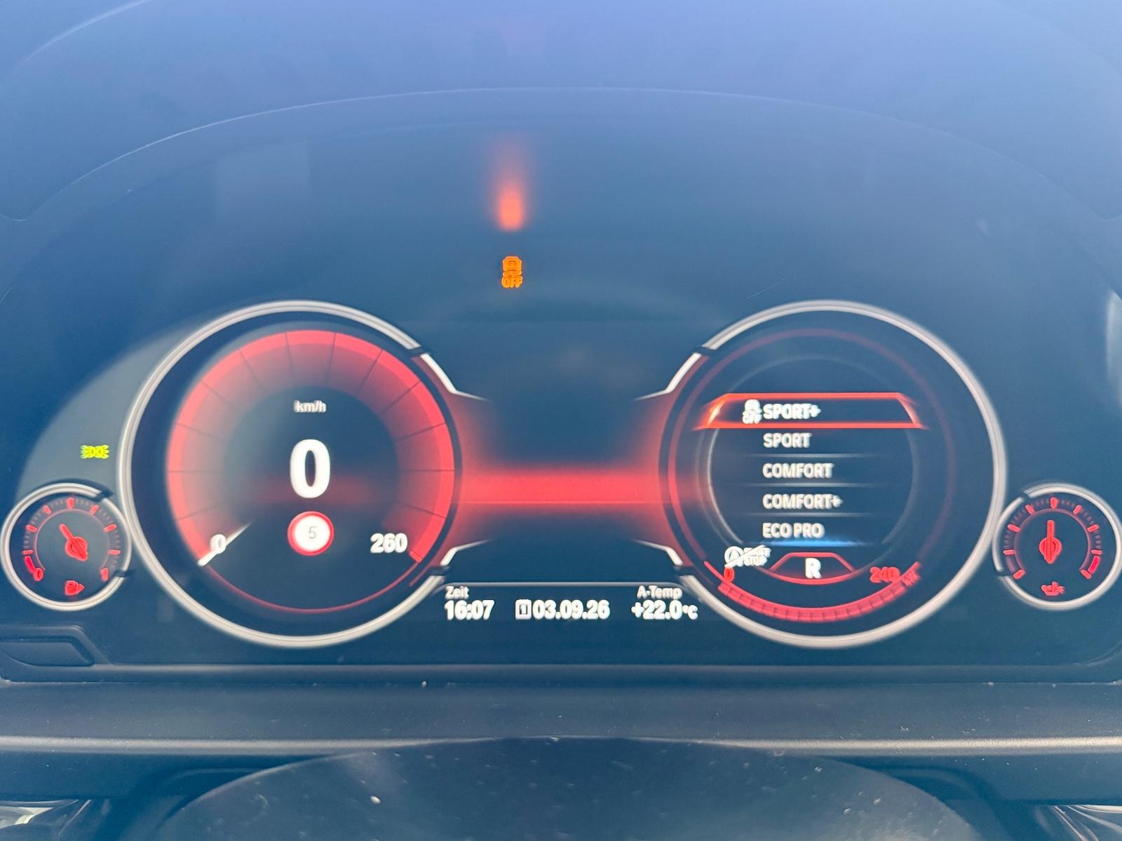 BMW 530 d xDrive+Navi+Kamera+Head-Up+Panaroma+8XLM