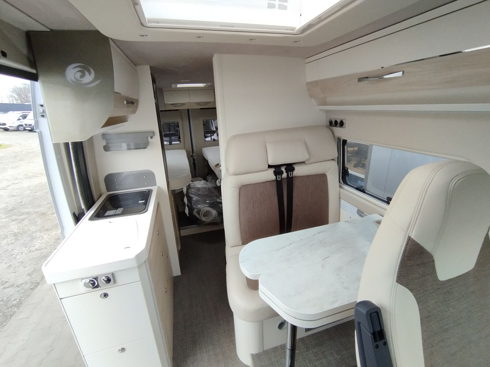 Fahrzeugabbildung Eura Mobil Van V 635 EB Mondial Plus/Mark./Fahrradträger