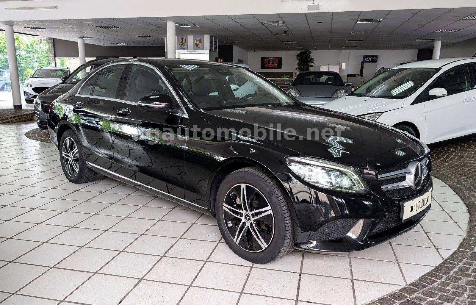 Mercedes-Benz C 200 4Matic 9-Gang ACC T-Leder Panorama 1Hd