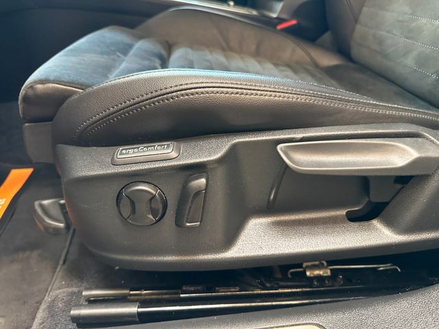 Volkswagen Passat Variant *Keyless*LED*NAVI*ACC*3-Zonen*
