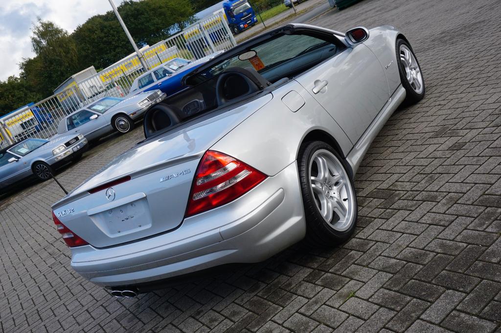 Mercedes-Benz SLK 32 AMG